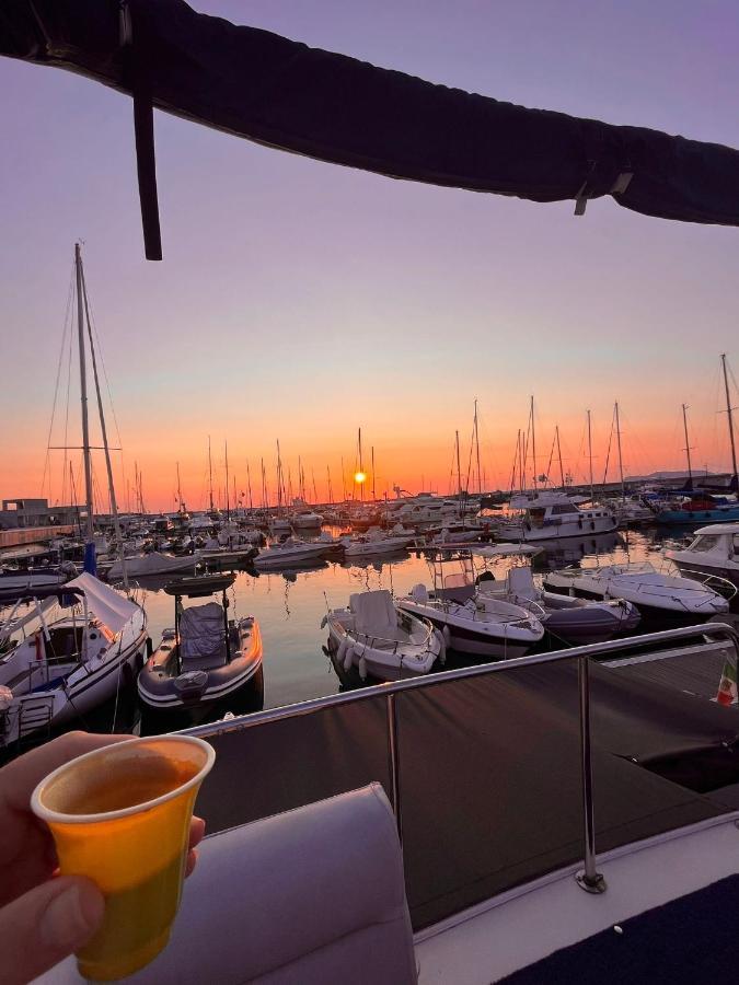 Giorgia House Boat Hotel Palermo Exterior photo